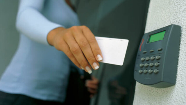 Instalacja kontroli dostępu Instalacja kontroli dostępu