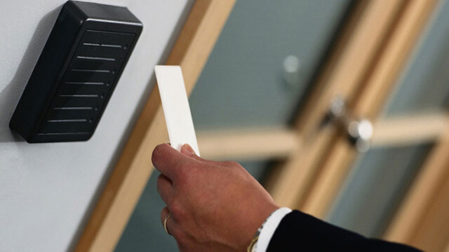 Instalacja kontroli dostępu Instalacja kontroli dostępu